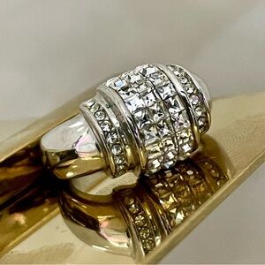 Brilliant Silver Rhinestone Ring as 7